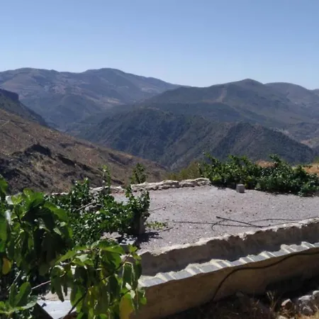 Refugio Arrabales גרנדה
